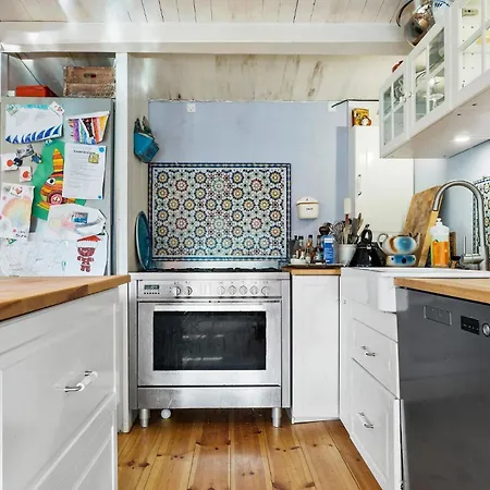 Holiday home 3 Bedroom Awesome In