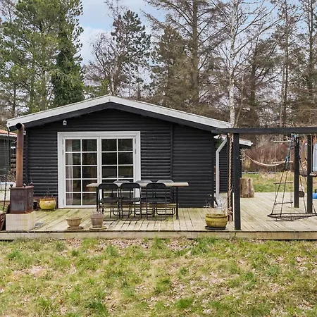 3 Bedroom Awesome In Holiday home Oro